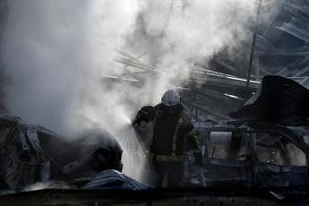 Ucraina, report social sugli italiani e la guerra: “Cresce sentiment negativo su fornitura armi”
