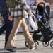 Minimo storico nascite in 2023, lavoratori dipendenti nuovi poveri: l’Italia secondo l’Istat