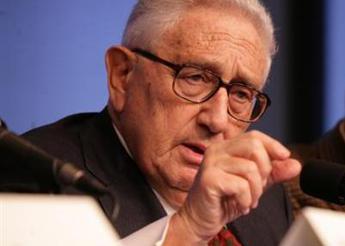 Morto Henry Kissinger, ex segretario di Stato Usa: aveva 100 anni