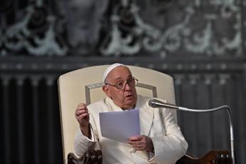 Papa riceve israeliani e palestinesi: “Questa non è guerra, è terrorismo”