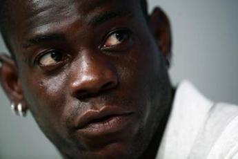 Paura per Balotelli, incidente d’auto a Brescia