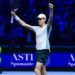 Sinner batte Djokovic alle Atp Finals 2023, il boato del Pala Alpitour