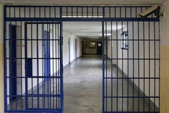 Violenza sessuale su due minorenni, 4 arresti a Reggio Calabria