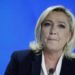 Marine Le Pen rinviata a giudizio, processo per truffa su fondi Ue