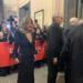 Prima alla Scala, Bazoli e Marcegaglia incantano in nero. Tocchi di rosso per dire stop a femminicidi