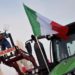 Autostrada A1, protesta agricoltori blocca traffico: chiuso il casello di Orte