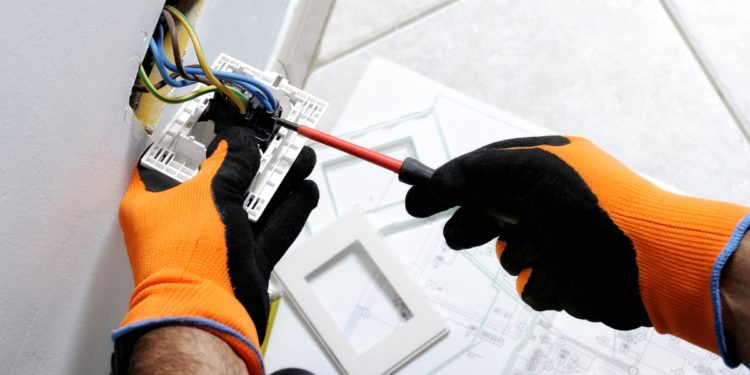 Differenze tra impianti elettrici civili e industriali