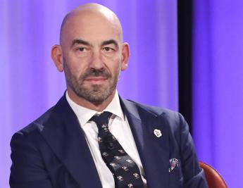 Influenza 2024, Bassetti: “Picco raggiunto, Servizio sanitario ha rischiato grosso”