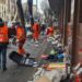 Roma, bonifica e rimozione di rifiuti e giacigli in viale Manzoni all’Esquilino