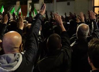 Saluto romano, pg Cassazione: “Reato solo se pericolo per ordine pubblico”