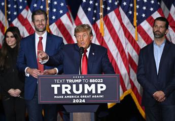 Trump vince i caucus in Iowa, De Santis secondo a distanza