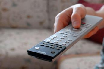 Ascolti tv, ‘Marconi’ su Rai1 vince il prime time