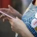 Depressione si ‘legge’ in faccia, App cellulare usa Ai per rilevarla