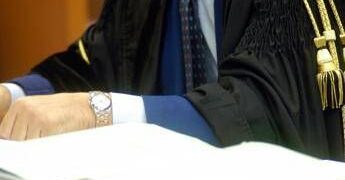 Famiglia nel bosco, Associazione magistrati per minorenni: “Un dovere intervenire”