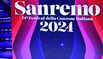 Sanremo 2024, quarta serata: all’Ariston la lunga notte delle cover