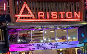 Sanremo, venerdì la protesta dei trattori: Amadeus leggerà comunicato