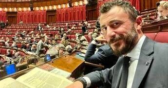 Sparo di Capodanno, Pozzolo condannato a un anno e tre mesi per porto illegale d’arma