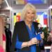 Camilla diventa una Barbie: “Ringiovanita di 50 anni”