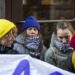 Clima, Greta Thunberg protesta davanti parlamento svedese: “Più giustizia climatica”