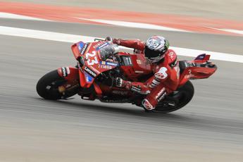 MotoGp Portogallo, Bastianini in pole davanti a Vinales e Martin. Bagnaia quarto