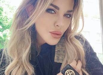 Famiglia nel bosco, Parietti: ”Servizi sociali si occupino di bambini maltrattati”