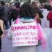 Femminicidi, rapporto Amnesty: “97 donne uccise, 64 da partner o ex”