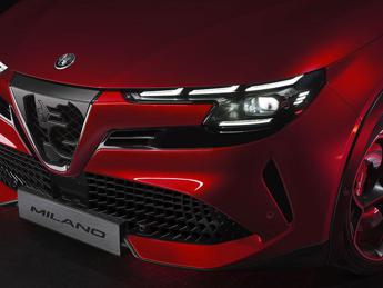 Il Governo, Alfa Romeo e Stellantis: uno scontro senza precedenti
