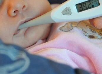 Influenza, raffreddore, bronchiolite bambini: il vademecum degli esperti