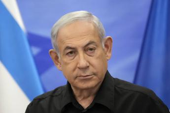 Israele, attacco contro Iran: colpita base militare