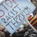 Razzismo, rapporto Amnesty: “Preoccupazione per discorsi d’odio e discriminazioni”
