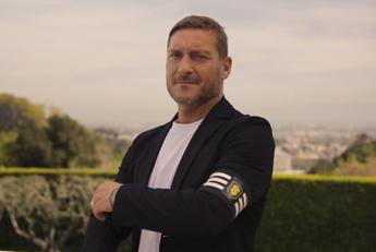 Totti torna in campo, giocherà la Kings World Cup con l’Italia