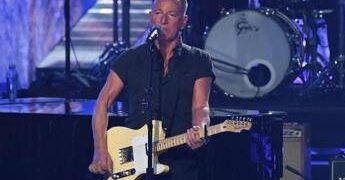 Bruce Springsteen contro il “terrore di Stato” dell’Ice, ecco il brano ‘Streets of Minneapolis’