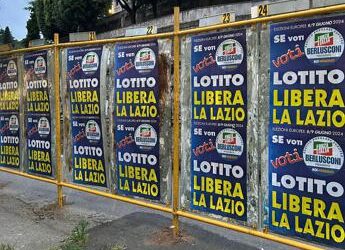 Calcio e politica, a Roma manifesti anti Lotito