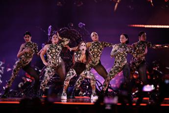 Eurovision, Angelina Mango ‘queen’ sul palco e sui social: è ovazione