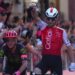 Giro d’Italia, Thomas vince la quinta tappa in volata: battuto Pietrobon