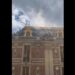 Incendio alla reggia di Versailles, densa colonna di fumo e turisti evacuati – Video