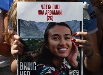 Noa Argamani liberata, chi è la studentessa israeliana rapita durante il rave – Video