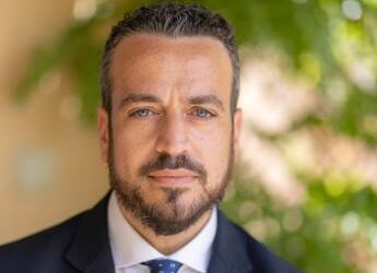 Rissa alla Camera, Donno: “Colpito da un pugno fortissimo allo sterno, non riuscivo a respirare”