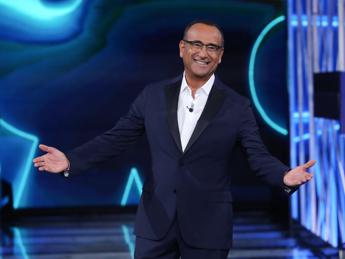 Sanremo 2025, Carlo Conti: “I brani sono al centro, inviti ad artisti solo dopo l’ascolto”