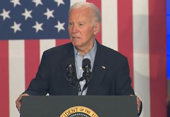 Biden: “Non mi ritiro, batterò Trump di nuovo”