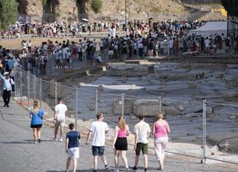 Caldo estremo non molla, allerta massima: oggi bollino rosso in 13 città