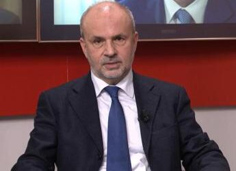 Salute, Schillaci: “28% italiani sedentario, solo 13% segue bene dieta mediterranea”