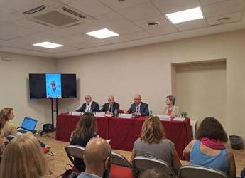 Tumore seno, meno chemioterapia grazie a oncologia di precisione