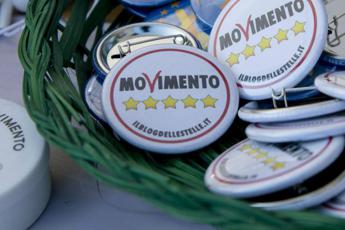 M5S, scontro Grillo-Conte. Parla il commercialista di Beppe: “Il simbolo è suo”