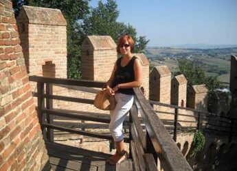 Omicidio Sharon Verzeni, genitori attesi in caserma