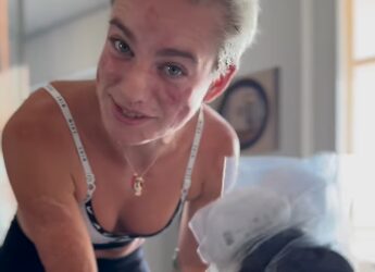 Parigi 2024, Bebe Vio pronta per le Paralimpiadi: il video ironico della valigia senza calzini