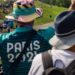 Parigi 2024, volontari olimpici stanno già vendendo le divise on line