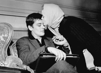 Romy Schneider, Mireille Darc e le altre: le donne della vita di Alain Delon