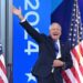 Tim Walz accetta la nomination a vice di Kamala Harris: “Onore della vita”