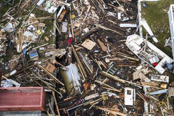 L’uragano Helene devasta la Carolina del Nord: il video dal drone delle città distrutte e inondate